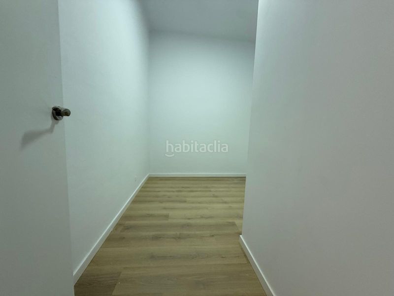 Foto bfa03e11-733d-4552-a6ba-db034d0da45f. Pis a Sants-Badal Barcelona