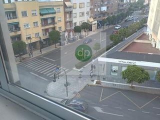 Affitto Appartamento in Santa Marina. Junto a el corte inglés y av. villanueva.