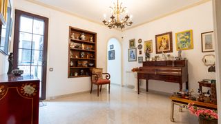 Casa aparellada a La Torrassa. A dos calles del parque de la torrasa.