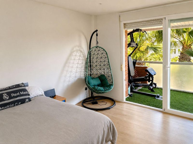 Foto f5d663e8-6a30-41c3-a8f3-f59b6de71f1e. Apartament amb aparcament piscina a S´Eixample-Can Misses Ibiza