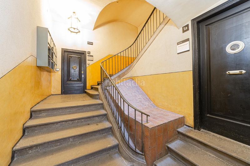 Foto d2b3eb58-9e18-4e19-bb3c-2e75cfbcc775. Pis amb calefacció a Gòtic Barcelona