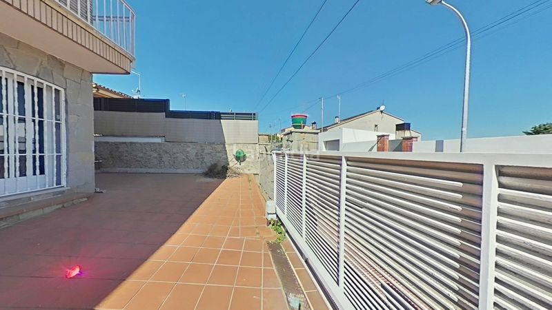 Foto 4a6fb92e-eccc-486b-9829-c34f5d5a0589. Chalet a 9 minutos a pié carrefour vallés en Can Parellada Terrassa