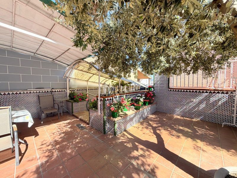 Foto d0449e73-7d02-4b8a-8c17-6376f174bebf. Chalet a 9 minutos a pié carrefour vallés en Can Parellada Terrassa