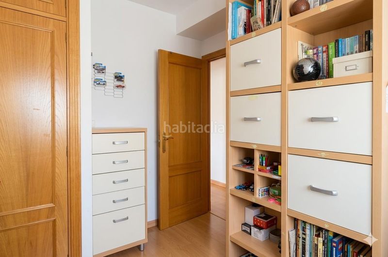 Foto 793f69c2-7b30-4173-b077-948ed60884c9. Casa aparellada amb calefacció aparcament a Montesol - Mejostilla Cáceres