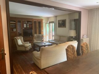 Appartement à Alegia. Piso amplio en el centro de aleggi