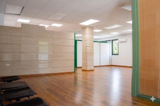 Miete Büro in Ruta de la Plata. Zona de múltiples