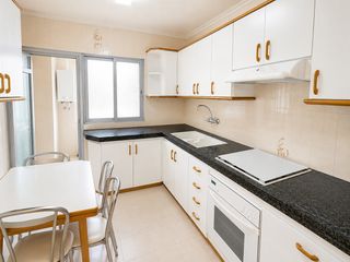 Etagenwohnung in Eixample. Eixample, a un paso de avda barberà