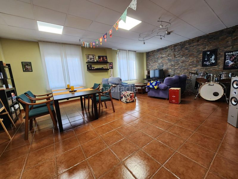 Foto 0ea99f3b-6307-4592-b23e-ad956be96ec9. Casa aparellada amb calefacció aparcament a Tobarra