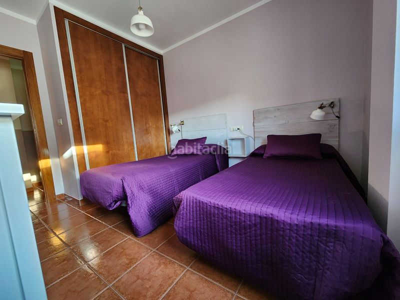 Foto 5395a7a5-748d-44f3-9b18-75b0fbf85c4d. Casa aparellada amb calefacció aparcament a Tobarra