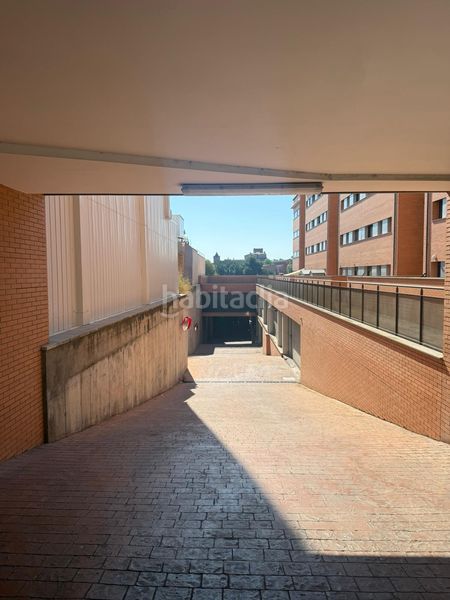 Foto 7c76e113-51fd-4186-9405-11e57f386034. Aparcament cotxe a Poble Sec Igualada