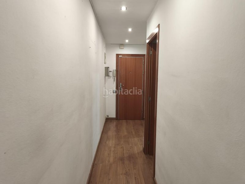 Foto e1bda207-a761-4da5-954a-1f16d3222529. Pis a Prosperitat Barcelona