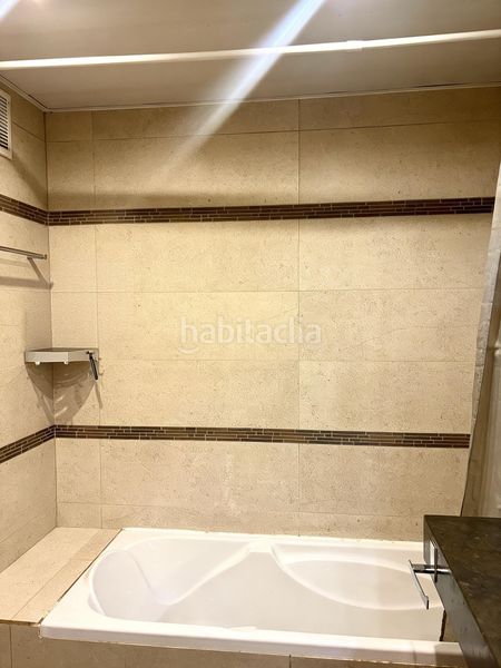 Foto 2fdd1c68-b139-4f58-b96b-d5a630e83355. Apartament amb calefacció a Centre-Estació Gavà
