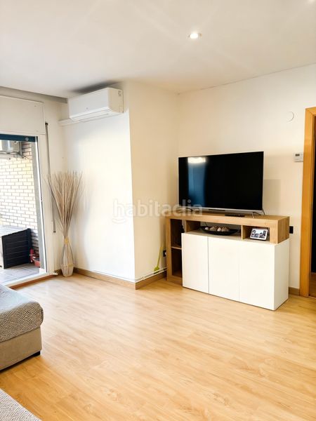 Foto 6e253355-8c82-4840-8c6b-1ad6783c1d44. Apartament amb calefacció a Centre-Estació Gavà