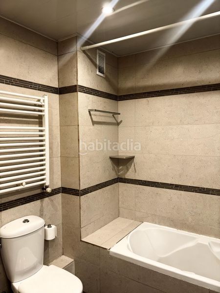 Foto 9a0aaf5e-9944-49c9-8b2a-9285da0f6f9c. Apartament amb calefacció a Centre-Estació Gavà