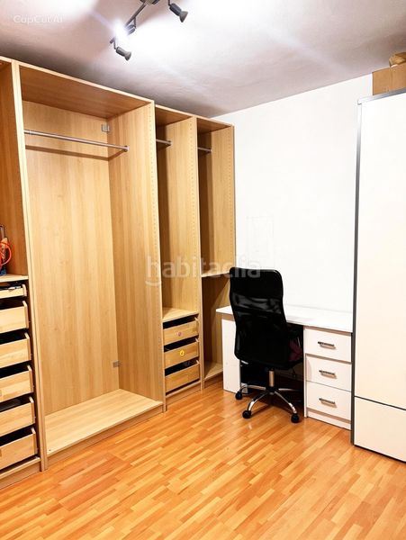 Foto c3e11dfa-390f-4dae-859a-79a98d2dc191. Apartament amb calefacció a Centre-Estació Gavà