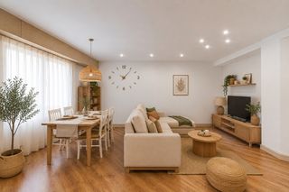 Apartment in Dreta de l´Eixample. Passeig de gracia  consell de cent
