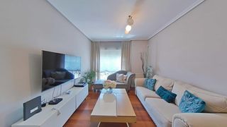 Location Appartement à Centro. Casa centrica de 3 habitaciones y 2 baños con ascensor