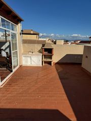 Dachwohnung in El Pinillo. Cerca de av. alcalde miguel escalona quesada
