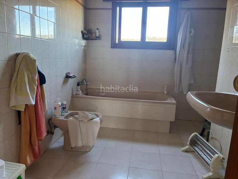 Foto e6c394df-c959-4810-a9a1-9828d6dc0109. Xalet amb aparcament a Mos