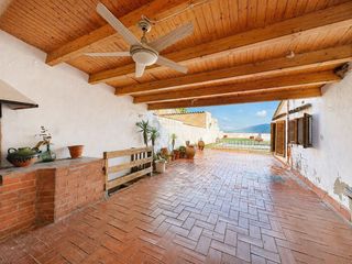 Casale in Ullastrell. Casa señorial , ullastrell pueblo