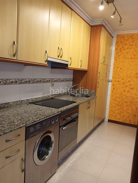 Foto e1d55b4f-e6c9-48dc-86e3-54cc360f9389. Apartament amb aparcament a As Travesas - Balaidos Vigo