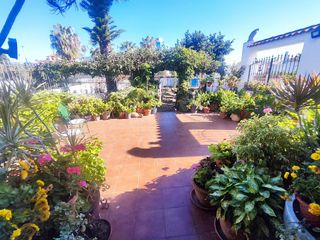 Chalet à Ayamonte ciudad. Junto al centro comercial la plaza !