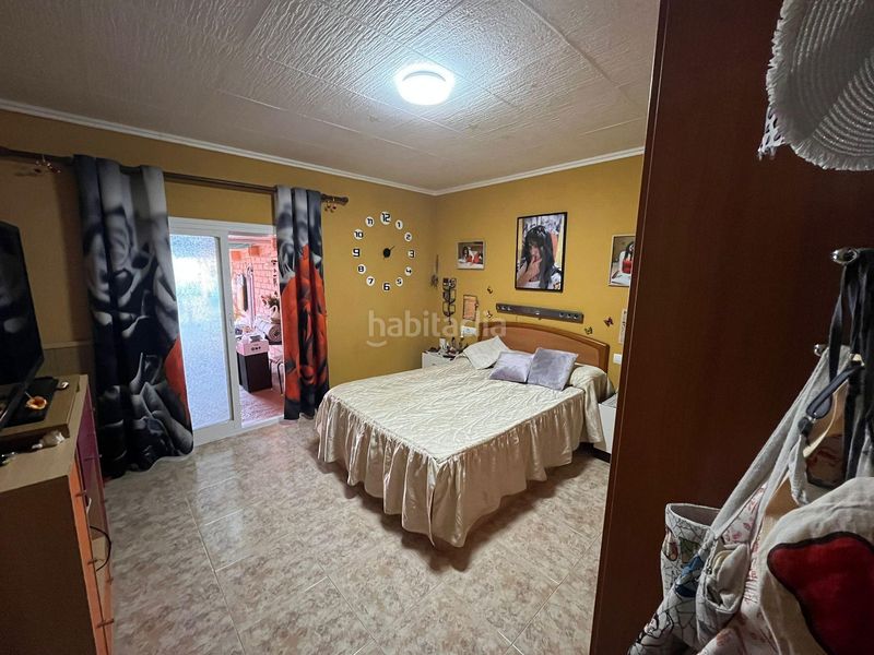 Foto 0222f562-1a4b-457c-a881-b88189988496. Casa aparellada amb calefacció a Molar (El)