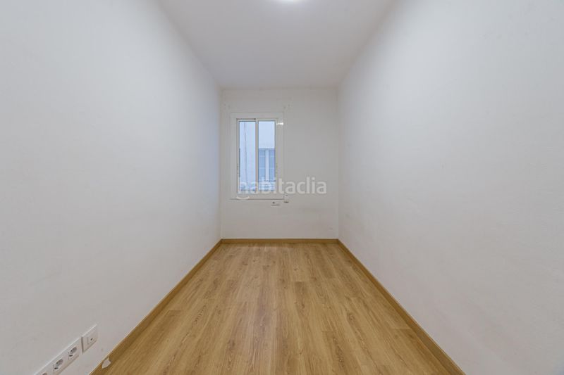 Foto 07eb205c-55f6-45c6-8834-c3aae1408395. Piso rocafort diputació en La Nova Esquerra de l´Eixample Barcelona