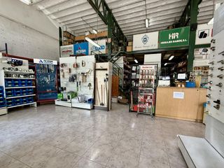 Nau industrial a Zona Sur - Av. De España - San Miguel. Junto al puente trujillo