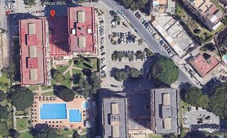 Planta baixa a Parque de la Paloma. En el centro del turismo en benalmádena, playa andando