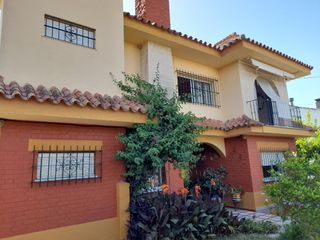 Chalet en Montealto. A 120 metros del parque de los villares