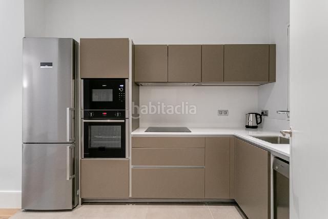 Foto c25111a1-ba91-479c-9dfa-faf4bb9c1375. Pis amb calefacció aparcament a L´Antiga Esquerra de l´Eixample Barcelona