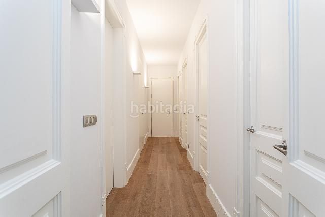 Foto e7d89985-d6b1-4098-9e89-15341c08f3c4. Pis amb calefacció aparcament a L´Antiga Esquerra de l´Eixample Barcelona