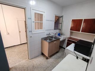 Casa aparellada a Centro - La Costilla. Cerca del centro social vicente beltran