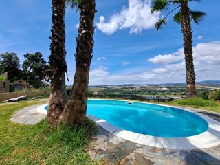 Chalet in Abrera. Urbanización can vilalba