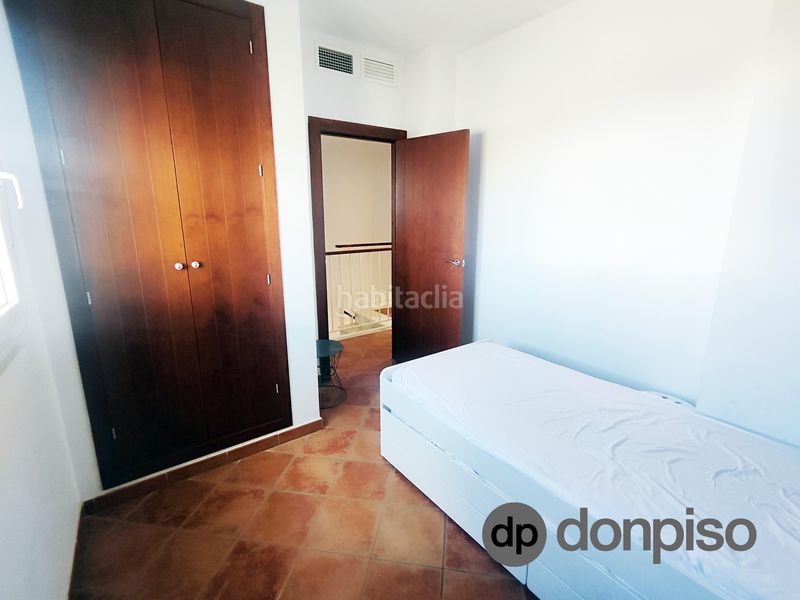 Foto 57051313-34f3-45d9-9d21-0e0792d936f3. Casa aparellada a Ayamonte ciudad Ayamonte
