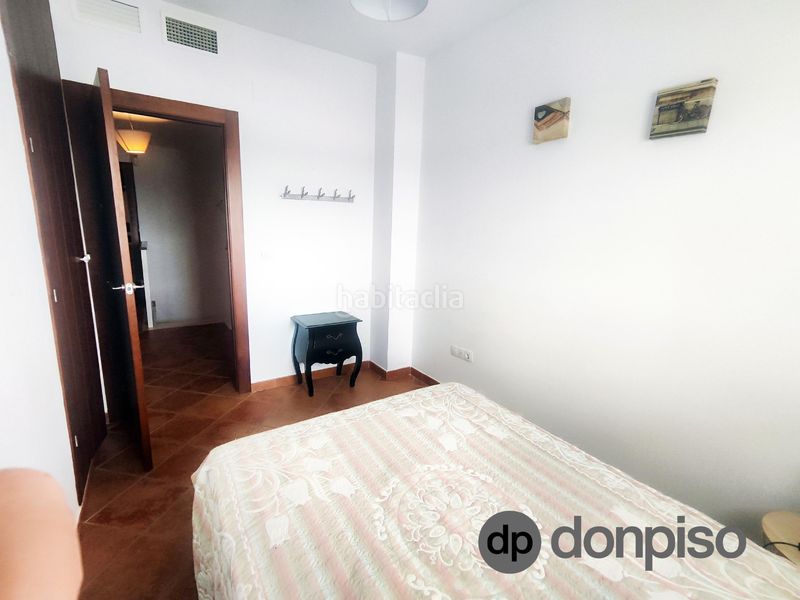Foto c0840901-1501-4c97-bf03-5dd2440f2199. Casa aparellada a Ayamonte ciudad Ayamonte