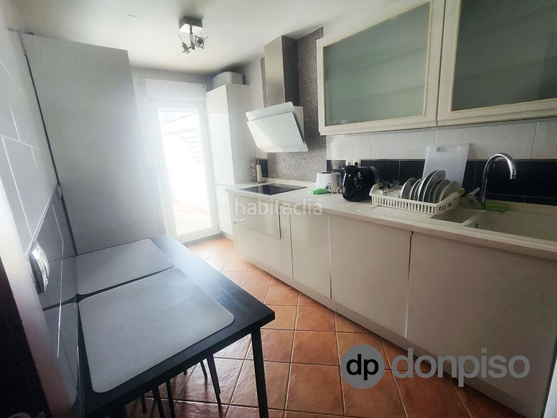 Foto c83beaea-f142-473f-9f8f-eb20723dccc8. Casa aparellada a Ayamonte ciudad Ayamonte