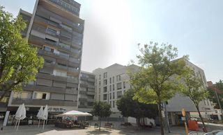 Aparcament cotxe a Cementiri Vell