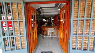Geschäftsraum in Los Pinos - El Pilar. En calle sor valentina mirón
