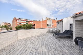 Dúplex en Creu Alta. Al lado de la plaza de la creu alta
