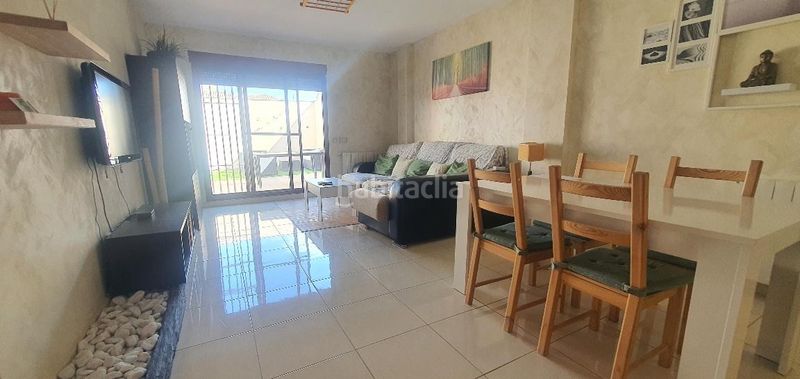 Foto e5d9ef21-c5d2-444b-9eae-fd65d238508e. Casa aparellada amb calefacció aparcament a Hellín