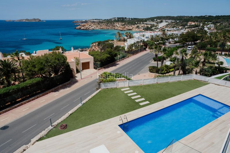 Foto e29a98e4-d5d7-4f10-9410-6f3d890970d4. Casa aparellada amb aparcament piscina a Cala Vedella-Cala Tarida Sant Josep de sa Talaia