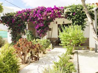 Chalet en Santa Eulària des Riu. Chalet independiente en puig den valls, 3hab  piscina