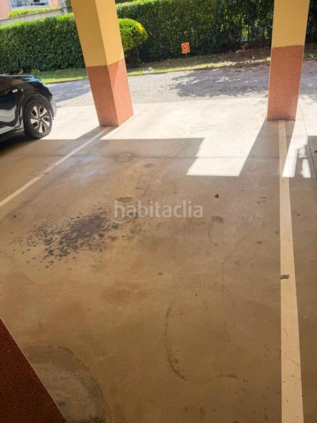 Foto e0fa9ddb-07c6-4d69-a7dd-aaa3f76a5363. Pis amb aparcament piscina a Gava Mar Gavà