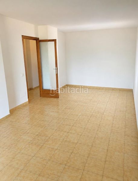 Foto 3a67744b-ff6a-41c8-b6a8-ad73503e2cfe. Pis a L´Olivera Palma de Mallorca