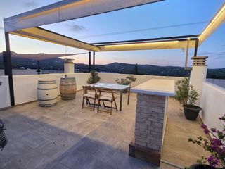 Maison jumelée à Roca Llisa. Roca llisa, a 5 min de cala olivera