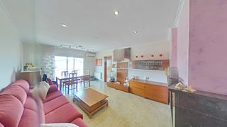 Flat in Montornès del Vallès. Piso en la sexta planta en el  centro de montornes
