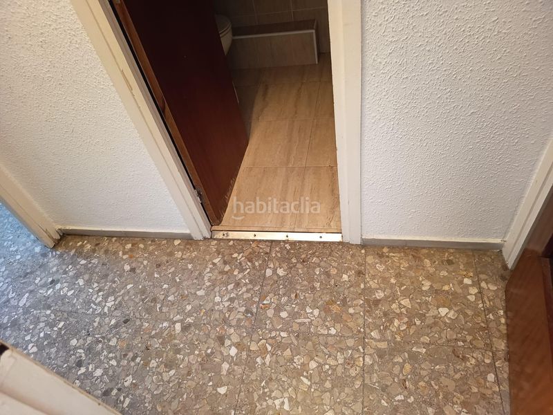 Foto b3bf4e4e-fa60-4cd7-8fbb-82547df05c65. Pis a El Camp de l´Arpa del Clot Barcelona