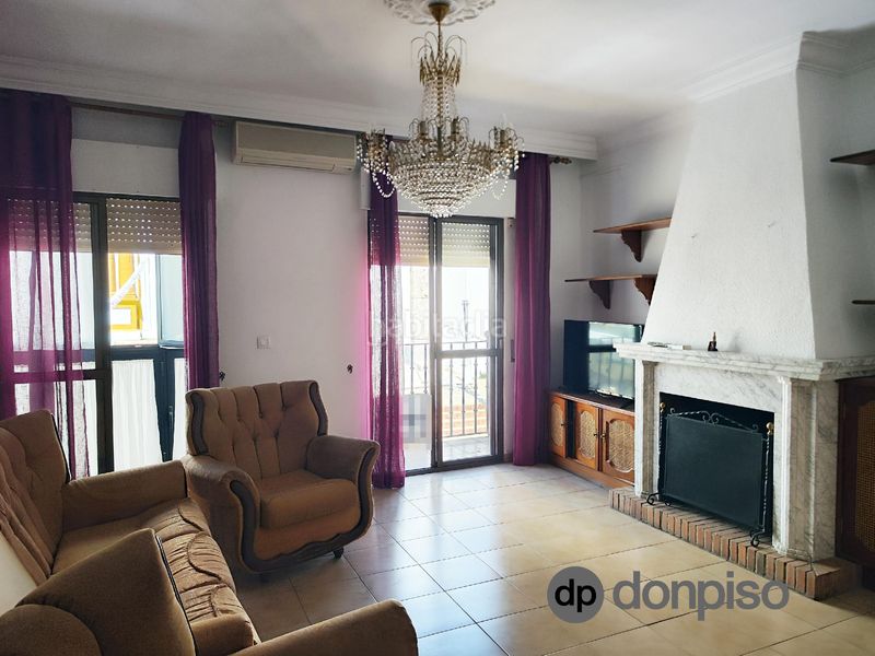 Foto 051235b3-0d0f-4b4f-aa88-b452f50c3ea9. Casa aparellada a Ayamonte ciudad Ayamonte
